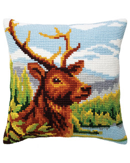 Kirjontapakkaus Tyynynpäällinen Vuoristojoki